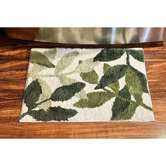 New Green Leaves Bath Mats Bathroom Rugs Non-Slip Soft Microfiber Absorbent - Picture 1 of 2